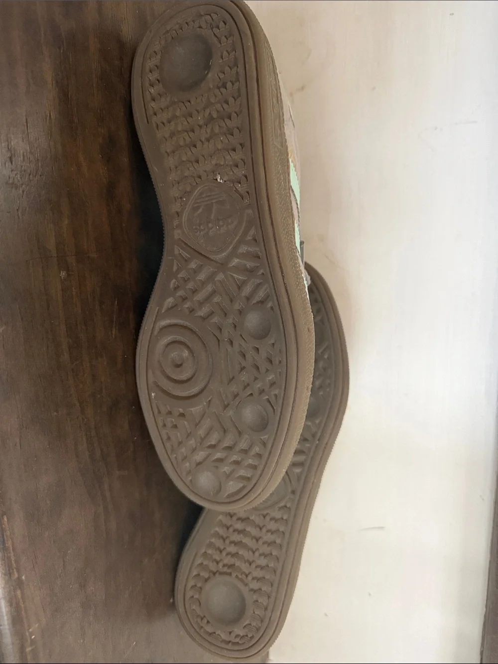 adidas retro spezial